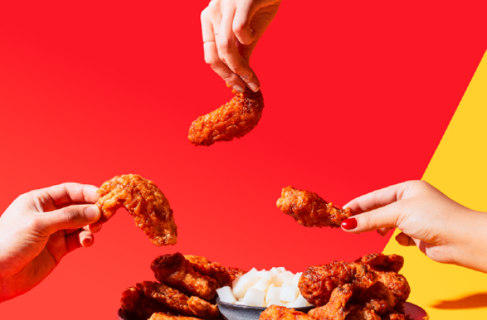 VÌ SAO BẠN KHÔNG THỂ CƯỠNG LẠI NHỮNG MIẾNG GÀ GIÒN THƠM CỦA BONCHON?